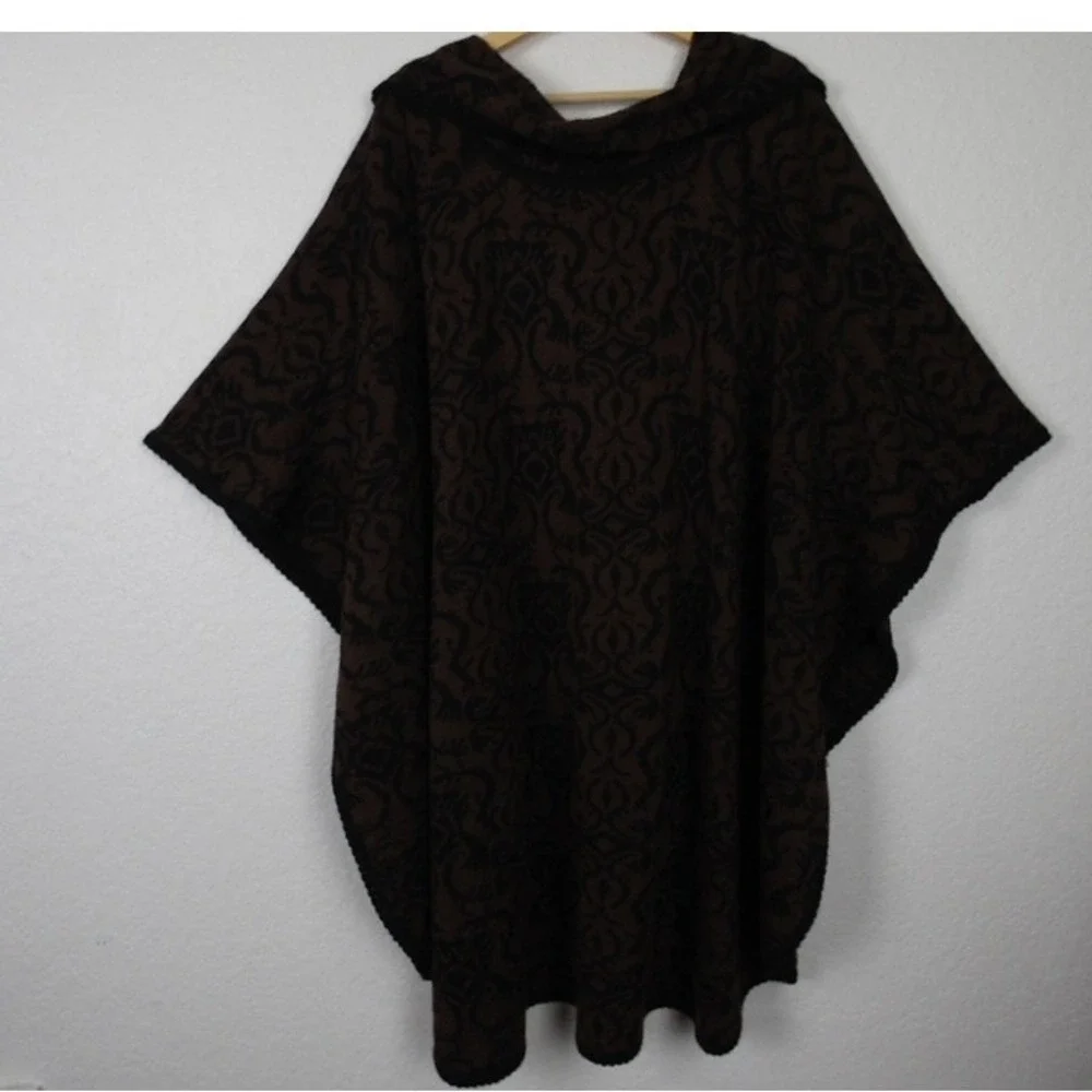 NOVICA Alpaca Ruana Button Front Poncho‎ Cloak Black Brown One Size Layering